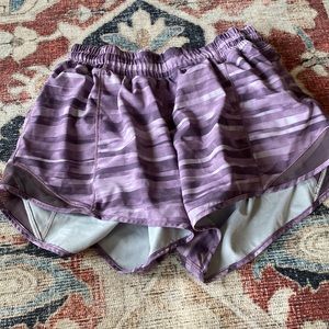 Lululemon Hotty hot shorts